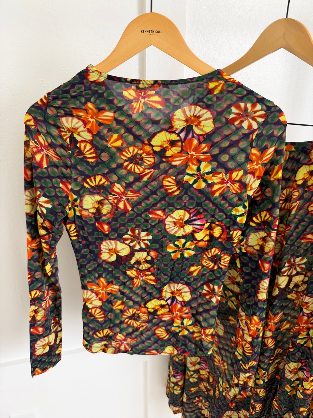 Ulla Johnson Ricci Top & Cecilia Skirt Set in Evergreen Floral - Picture 6 of 6
